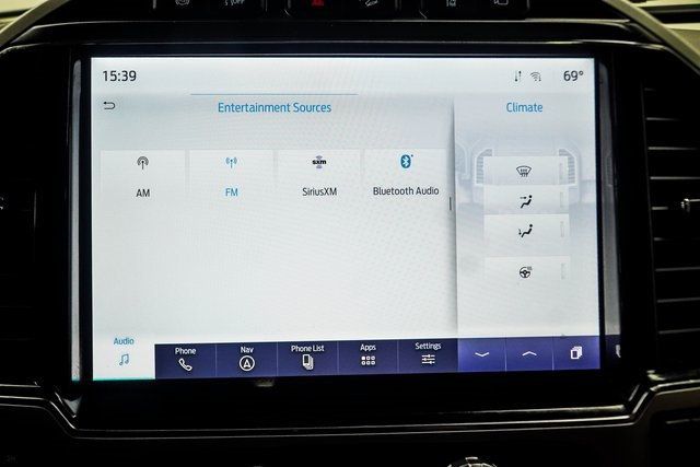 2022 Ford Super Duty F-450 DRW King Ranch 4WD Crew Cab 8' Box - 22955948 - 24