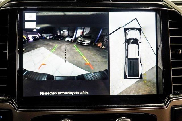 2022 Ford Super Duty F-450 DRW King Ranch 4WD Crew Cab 8' Box - 22955948 - 25