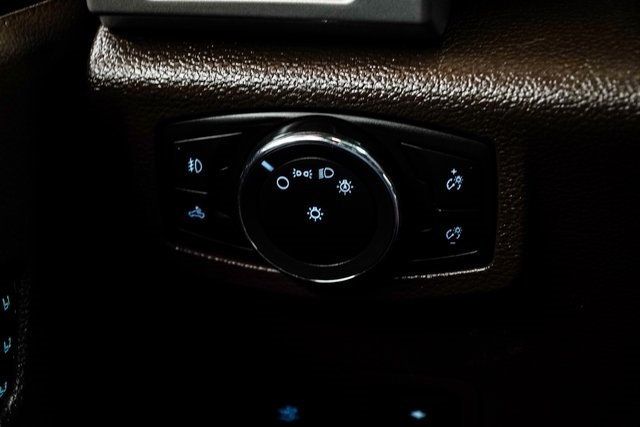 2022 Ford Super Duty F-450 DRW King Ranch 4WD Crew Cab 8' Box - 22955948 - 31