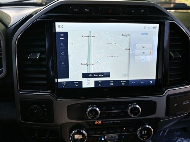 2022 Ford Super Duty F-450 DRW LARIAT 4WD Crew Cab 8' Box - 22806688 - 9