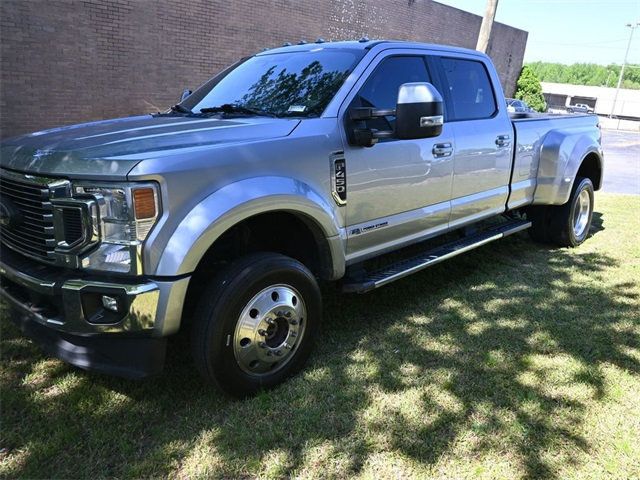 2022 Ford Super Duty F-450 DRW LARIAT 4WD Crew Cab 8' Box - 22806688 - 14