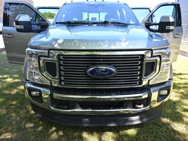 2022 Ford Super Duty F-450 DRW LARIAT 4WD Crew Cab 8' Box - 22991324 - 6