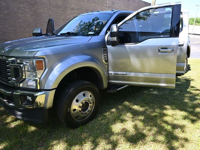 2022 Ford Super Duty F-450 DRW LARIAT 4WD Crew Cab 8' Box - 22991324 - 7