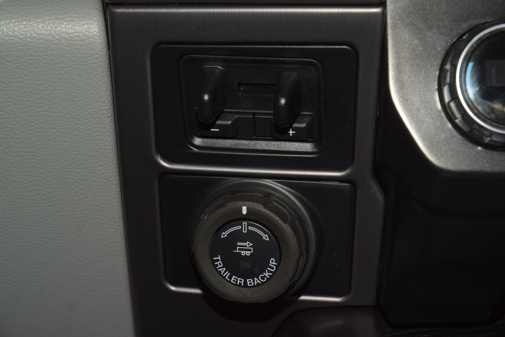 2022 Ford Super Duty F-450 DRW Limited 4WD Crew Cab 8' Box - 22988773 - 36