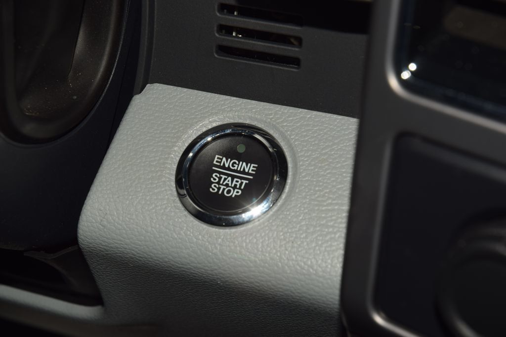 2022 Ford Super Duty F-450 DRW Limited 4WD Crew Cab 8' Box - 22988773 - 38