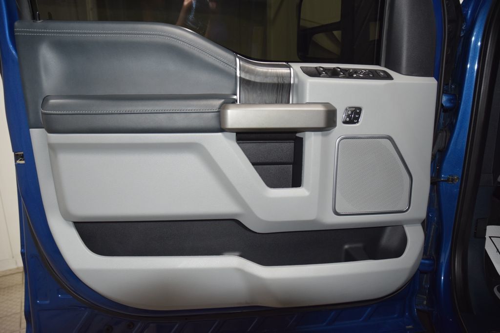 2022 Ford Super Duty F-450 DRW Limited 4WD Crew Cab 8' Box - 22988773 - 52