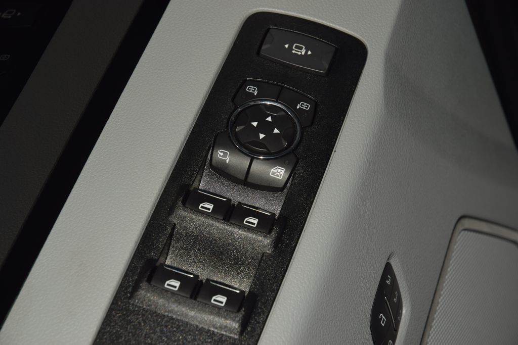 2022 Ford Super Duty F-450 DRW Limited 4WD Crew Cab 8' Box - 22988773 - 53