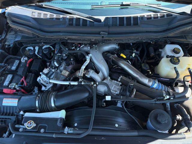 2022 Ford Super Duty F-450 DRW Limited 4WD Crew Cab 8' Box - 23026849 - 40