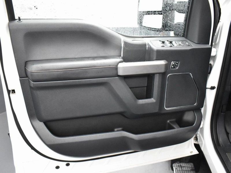 2022 Ford Super Duty F-450 DRW Platinum 4WD Crew Cab 8' Box - 22940279 - 22