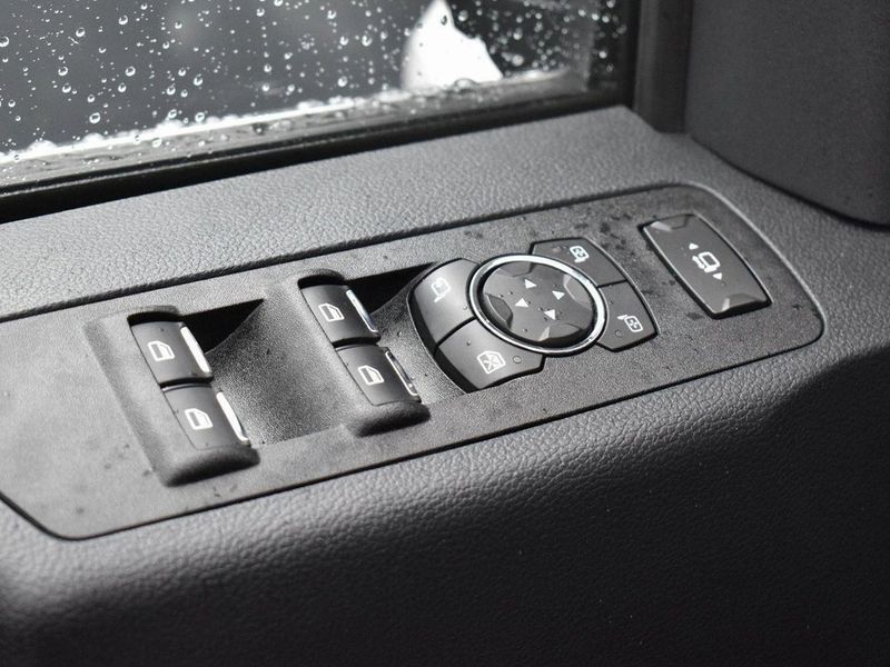 2022 Ford Super Duty F-450 DRW Platinum 4WD Crew Cab 8' Box - 22940279 - 24