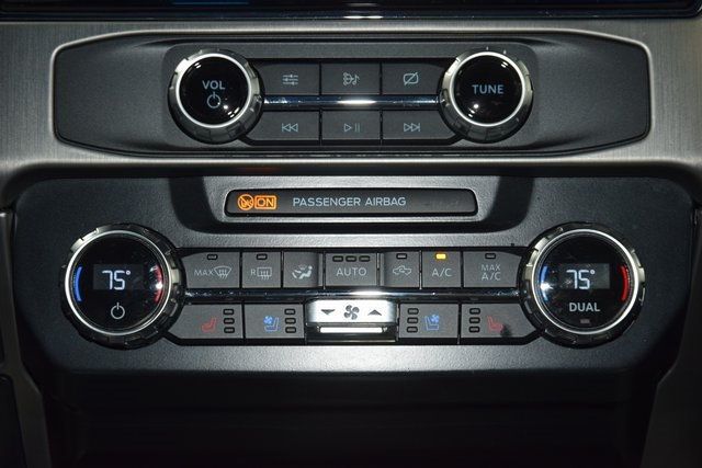 2022 Ford Super Duty F-450 DRW Platinum 4WD Crew Cab 8' Box - 22940279 - 34