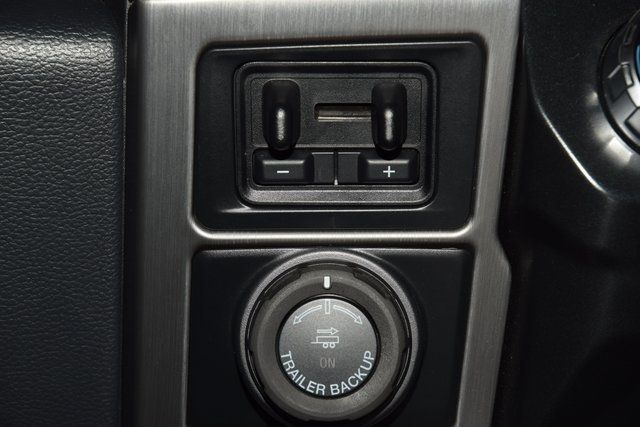 2022 Ford Super Duty F-450 DRW Platinum 4WD Crew Cab 8' Box - 22940279 - 36