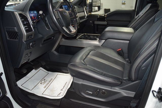 2022 Ford Super Duty F-450 DRW Platinum 4WD Crew Cab 8' Box - 22940279 - 43