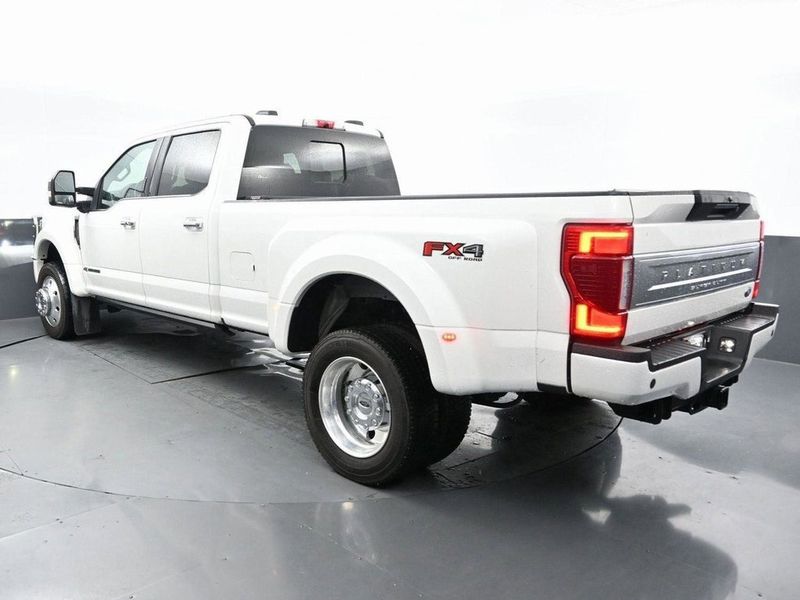 2022 Ford Super Duty F-450 DRW Platinum 4WD Crew Cab 8' Box - 22940279 - 8