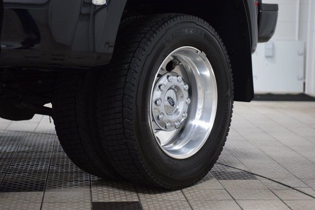 2022 Ford Super Duty F-450 DRW Platinum 4WD Crew Cab 8' Box - 22953528 - 28