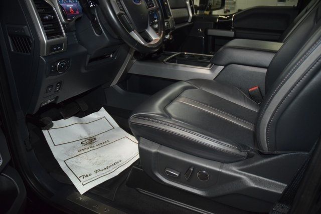 2022 Ford Super Duty F-450 DRW Platinum 4WD Crew Cab 8' Box - 22953528 - 43
