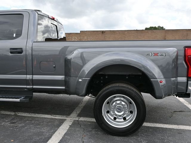 2022 Ford Super Duty F-450 DRW XL 4WD Crew Cab 8' Box - 22990896 - 15