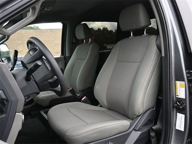 2022 Ford Super Duty F-450 DRW XL 4WD Crew Cab 8' Box - 22921151 - 22