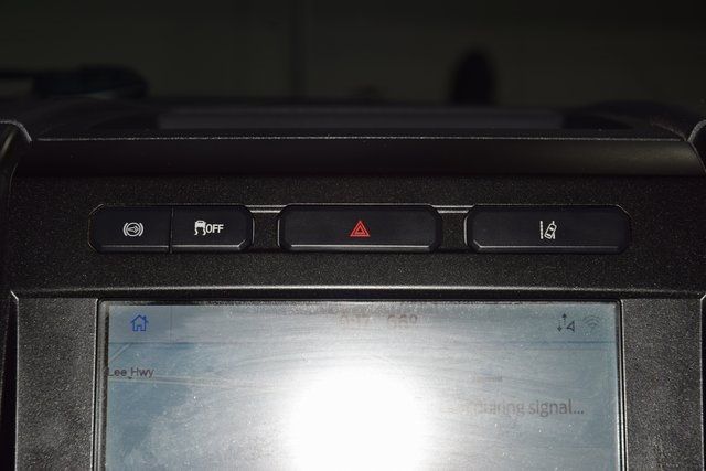 2022 Ford Super Duty F-550 DRW F550 CREW XLT 4X4 * POWERSTROKE * 11' FLATBED * 1 OWNER - 22949364 - 22