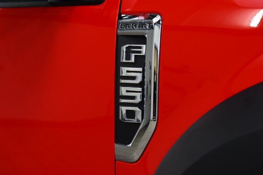2022 Ford F-550 Lariat photo 9