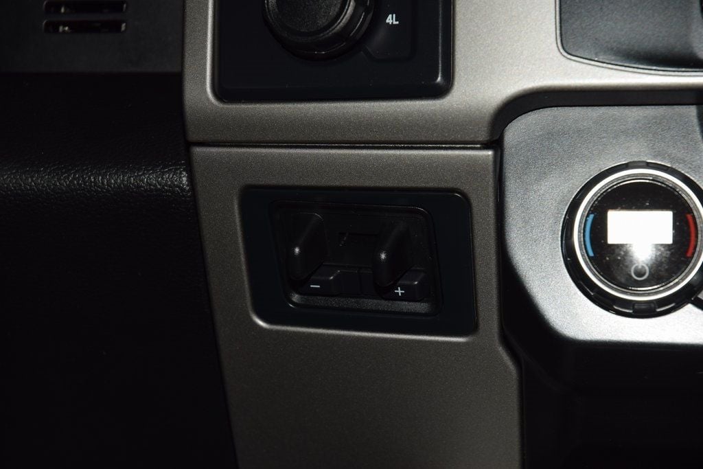 2022 Ford F-550 Lariat photo 21