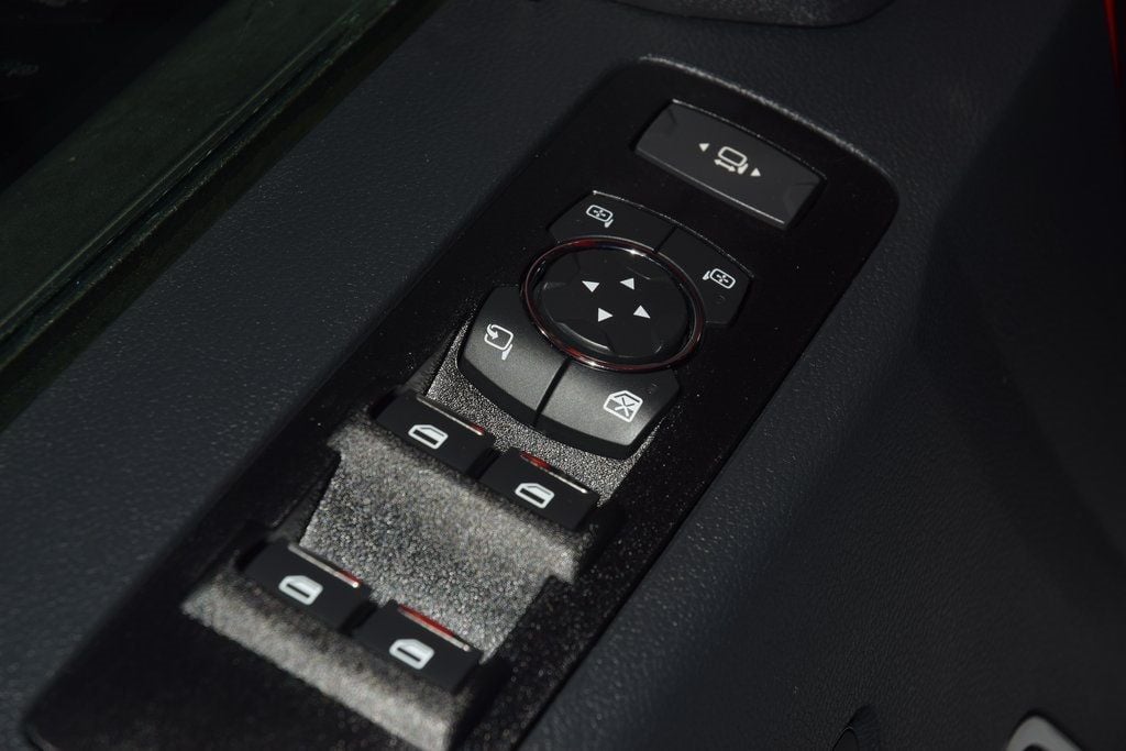 2022 Ford F-550 Lariat photo 29