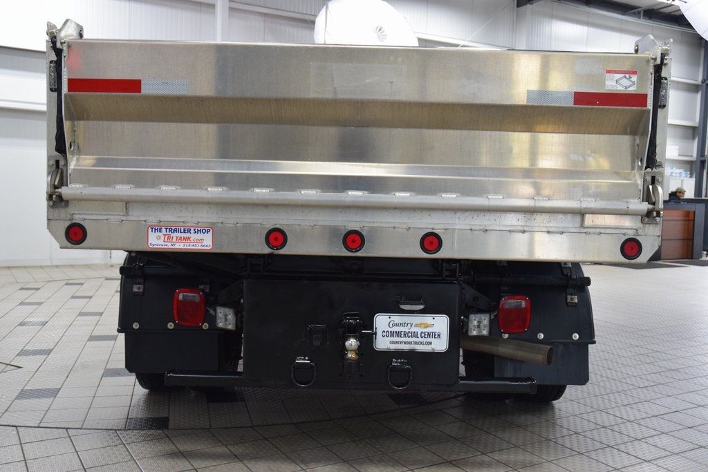 2022 Ford F-550 Lariat photo 4