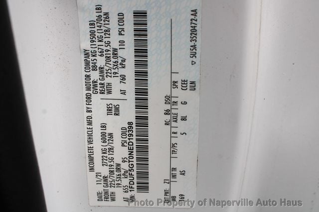 2022 Ford Super Duty F-550 DRW XL 2WD Reg Cab 169" WB 84" CA - 23072143 - 39