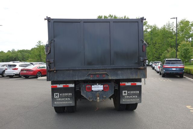2022 Ford Super Duty F-650 Straight Frame Gas Reg Cab, Dump w/ Tarp & Underbody Toolbox - 23032296 - 3