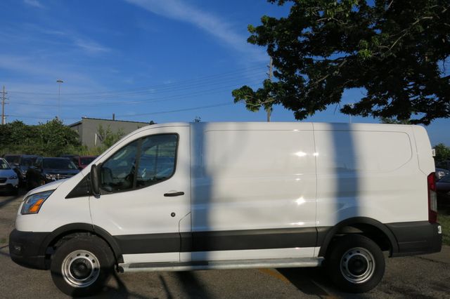 2022 Ford Transit Cargo Van T-250 130" Low Rf 9070 GVWR RWD - 23054049 - 5