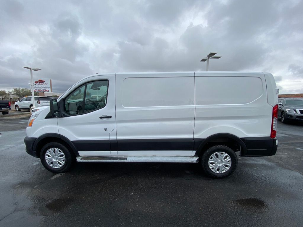 2022 Ford Transit Cargo Van T-250 130" Low Rf 9070 GVWR RWD - 22256115 - 2