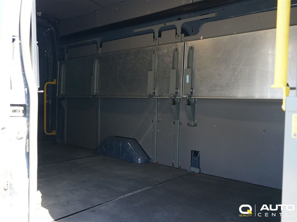 2022 Ford Transit Cargo Van T-250 148" EL Hi Rf 9070 GVWR AWD - 22990036 - 3