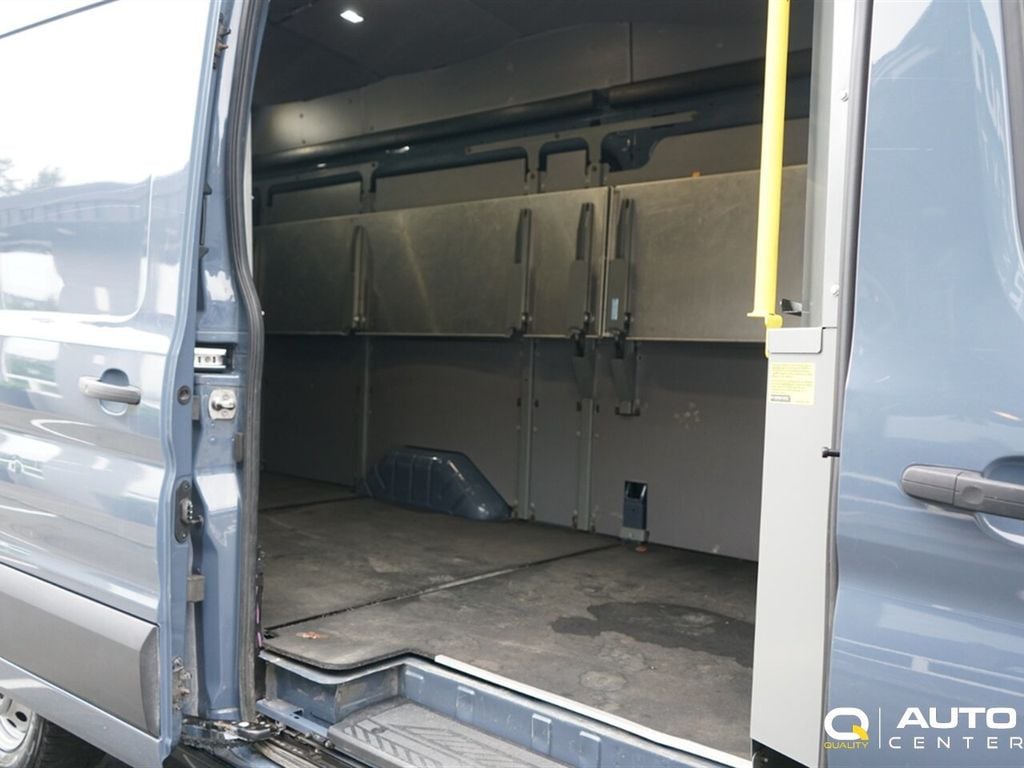 2022 Ford Transit Cargo Van T-250 148" EL Hi Rf 9070 GVWR AWD - 23025273 - 3