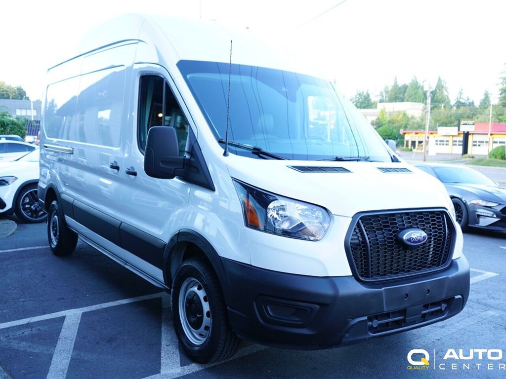 2022 Ford Transit Cargo Van T-250 148" Hi Rf 9070 GVWR RWD - 22575441 - 2