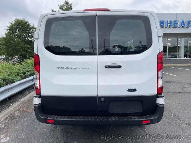 2022 Ford Transit Cargo Van T-250 148" Low Rf 9070 GVWR RWD - 22471913 - 5