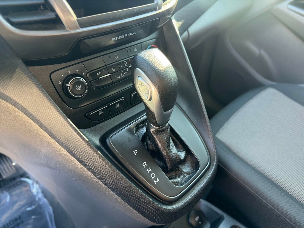 2022 Ford Transit Connect Van DETAILED AND READY TO GO! - 22930194 - 21