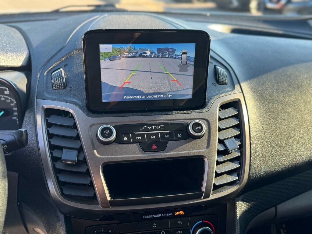 2022 Ford Transit Connect Van DETAILED AND READY TO GO! - 22930194 - 23