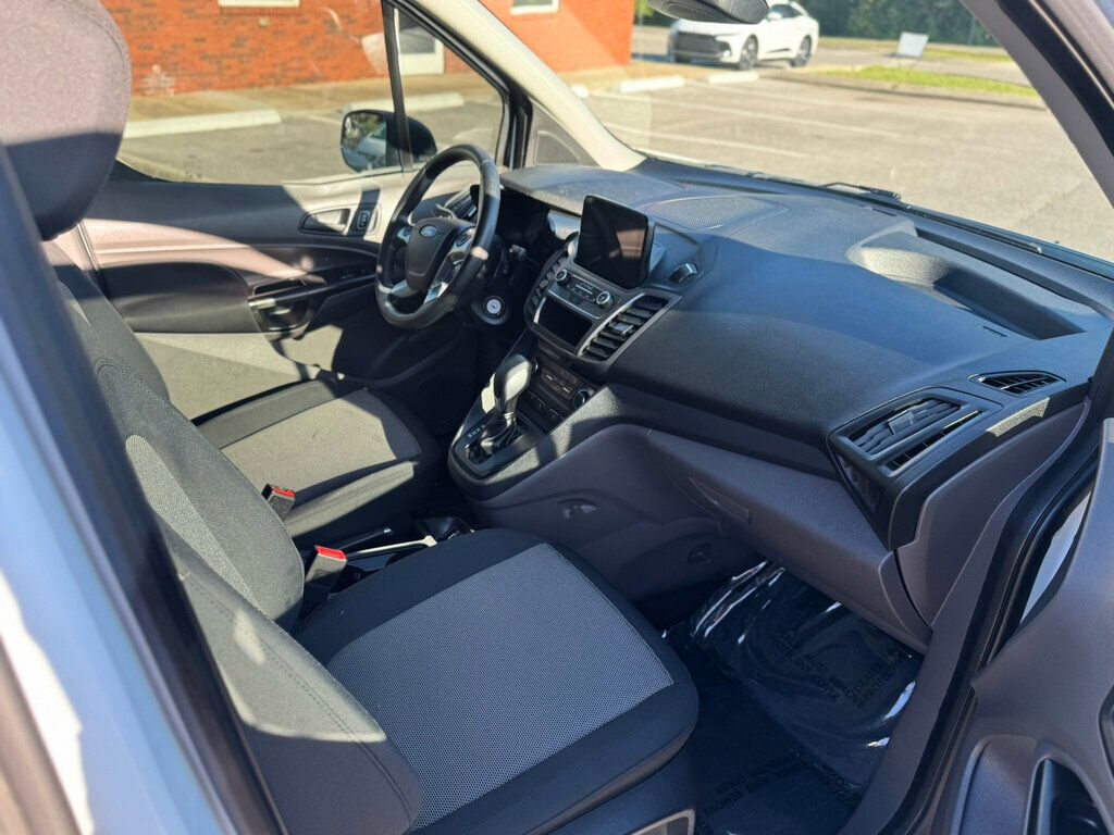 2022 Ford Transit Connect Van DETAILED AND READY TO GO! - 22930194 - 26