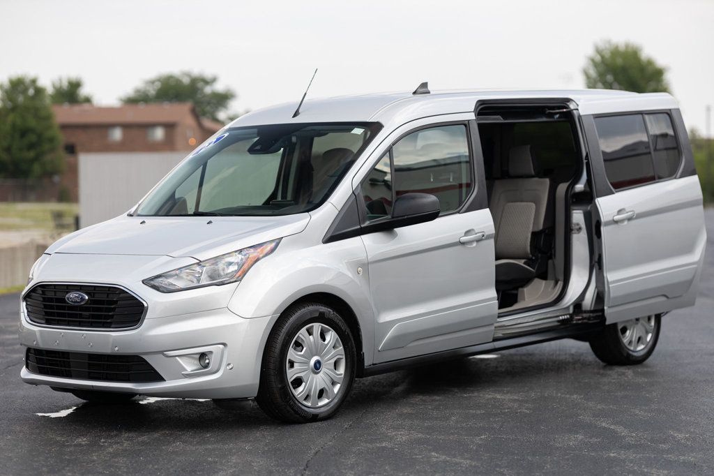 2022 Ford Transit XLT photo 3