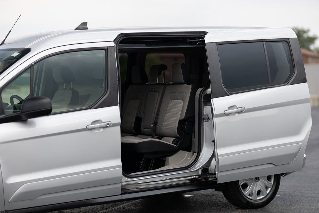 2022 Ford Transit XLT photo 4