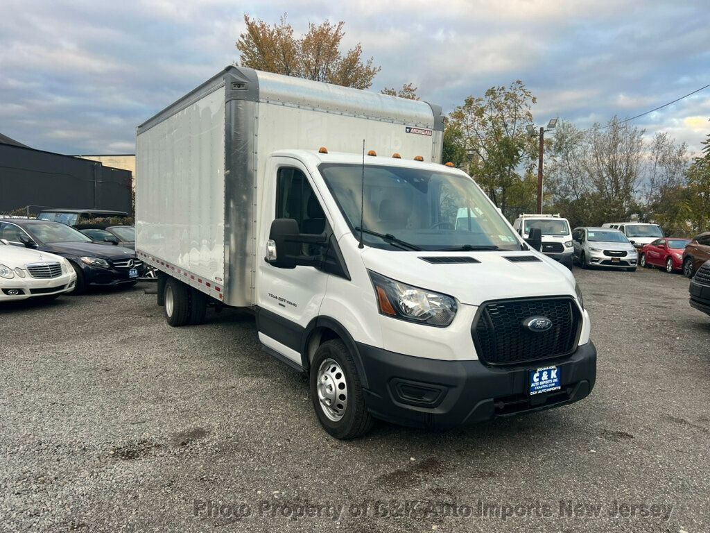 2022 Ford Transit Cutaway photo 4