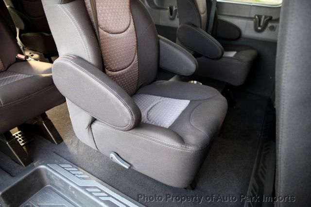 2022 Ford Transit Passenger Wagon T-350 148" Low Roof XLT RWD - 22994114 - 23