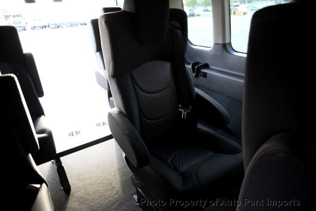2022 Ford Transit Passenger Wagon T-350 148" Low Roof XLT RWD - 22994114 - 27