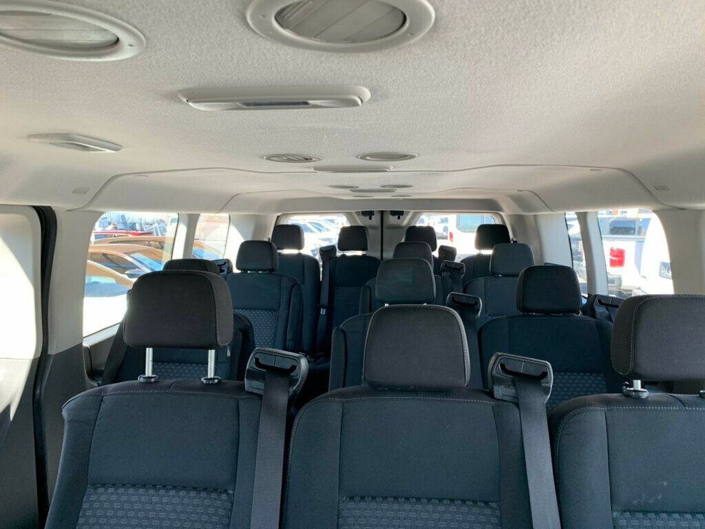 2022 Ford Transit Passenger Wagon T-350 148" Low Roof XLT RWD 15-passenger 1-Owner - 23004336 - 16