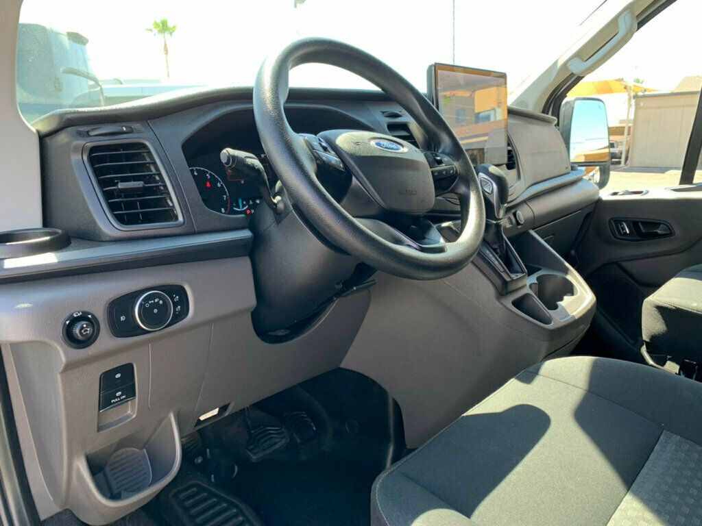 2022 Ford Transit Passenger Wagon T-350 148" Low Roof XLT RWD 15-passenger 1-Owner - 23004336 - 30
