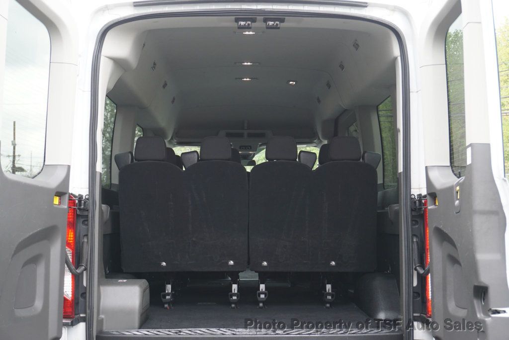 2022 Ford Transit Passenger XLT photo 9