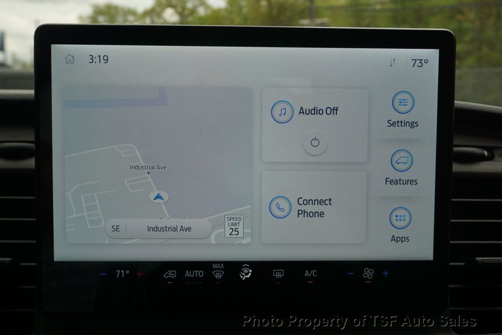 2022 Ford Transit Passenger XLT photo 15