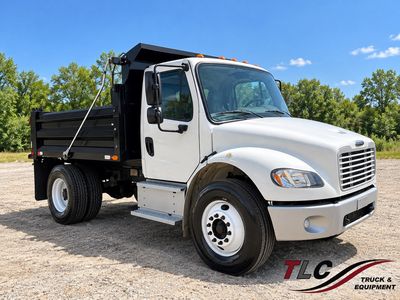 2022 Freightliner Business Class M2 106