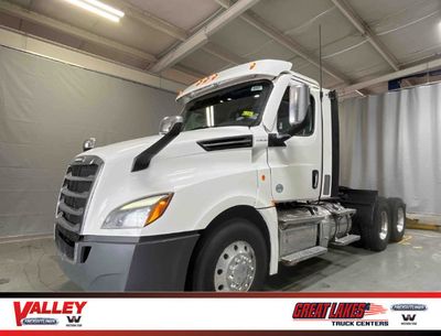 2022 Freightliner Cascadia 126