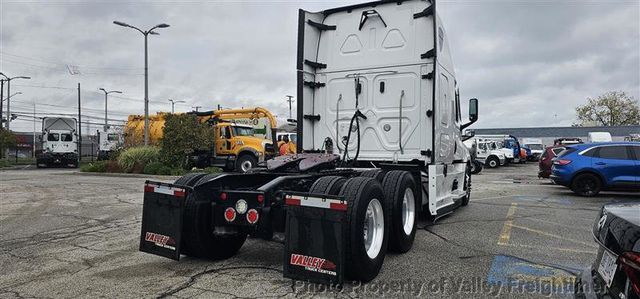 2022 Freightliner Cascadia 126  - 23096101 - 9